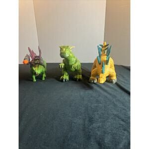 intex dinosaurs Lot Of 3, 1 Walks & Makes Noise Read